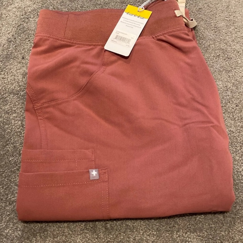 Figs scrub pants new